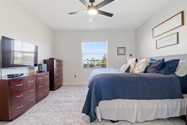 Building Photo - 15169 Serene Shrs Lp