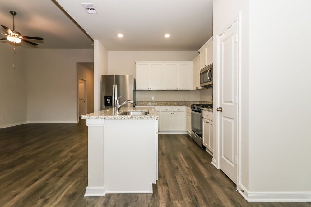 Building Photo - 420 Polly Grv Dr