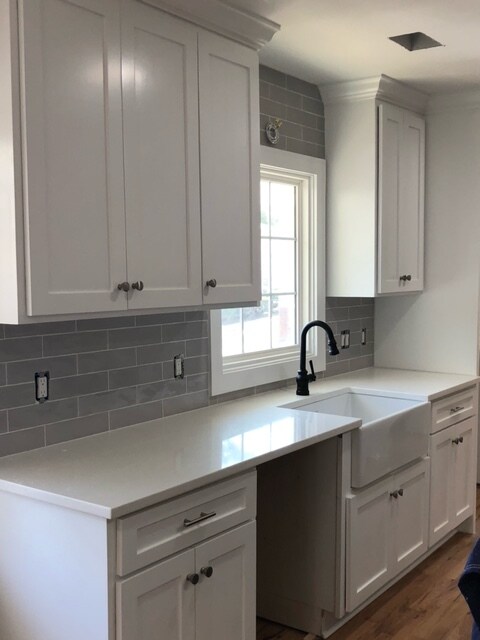 Building Photo - 301 W 51st St