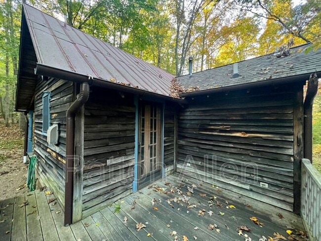 Building Photo - 575 Beaverdam Rd