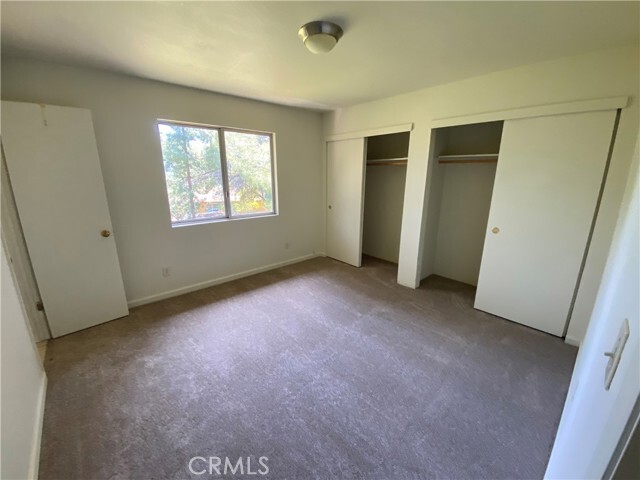 Building Photo - 18483 Park Point Ct