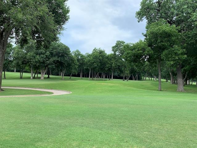 Building Photo - 8910 San Leandro Dr