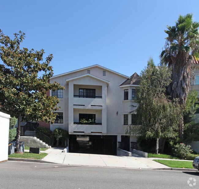 Building Photo - 608 E Magnolia Blvd
