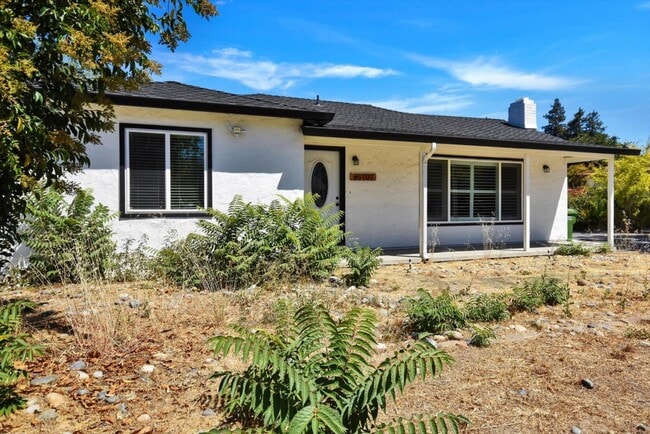Building Photo - 15107 Woodard Rd