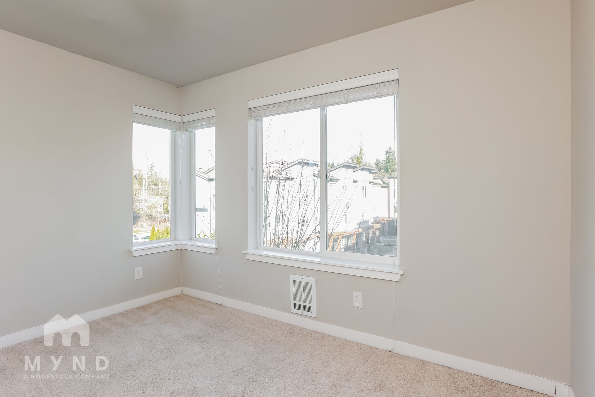 Building Photo - 19225 Damson Rd