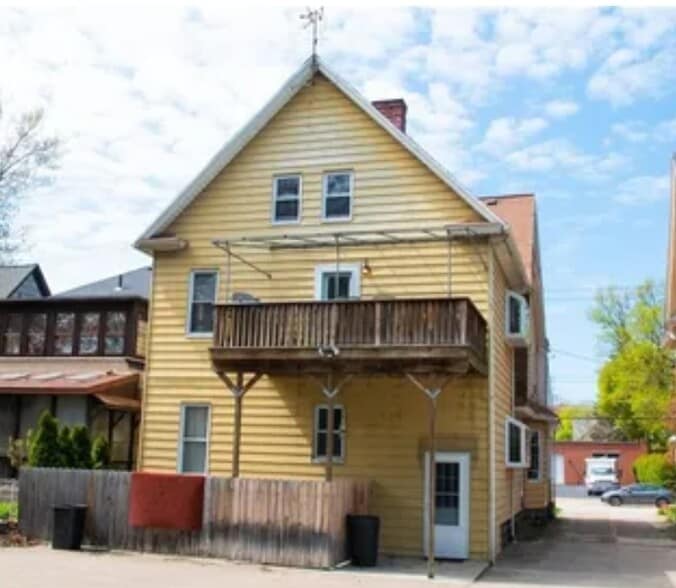 Building Photo - 541 W 9th St