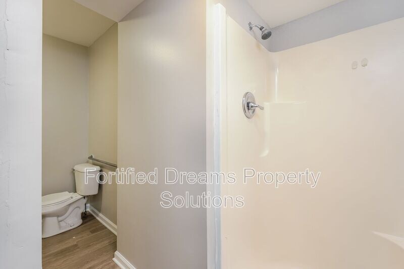 Building Photo - 524 Morgan Rd