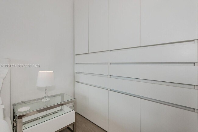 Building Photo - 2301 Collins Ave