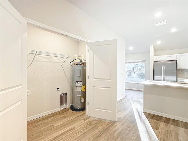 Building Photo - 3070 E Odier St