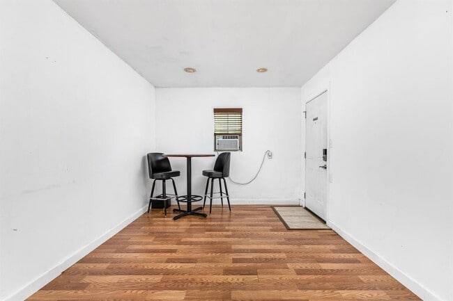 Building Photo - 4609 Gonzales St