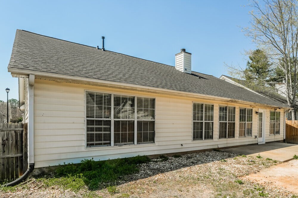 Building Photo - 920 Glen Oaks Ln