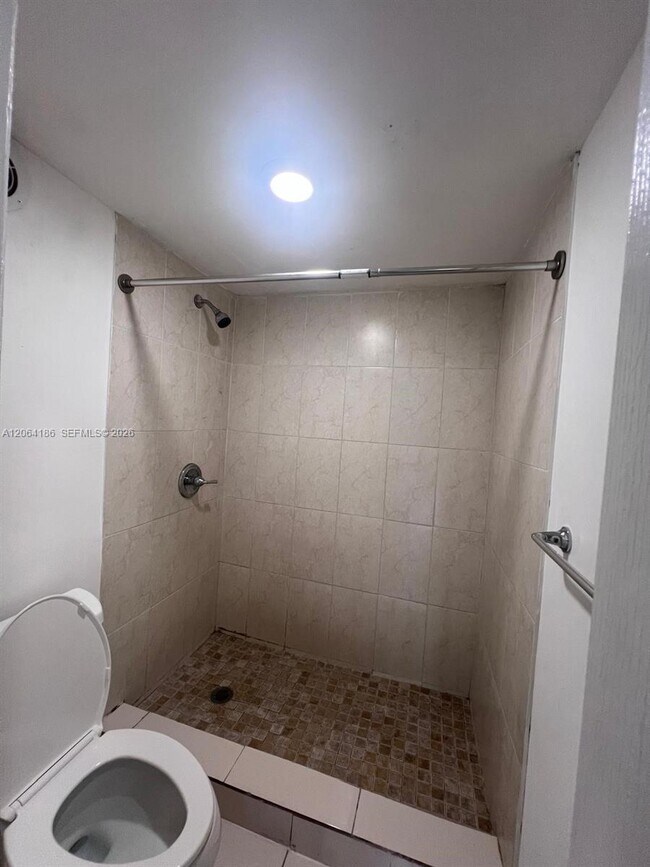 Building Photo - 6861 SW 147th Ave