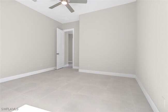 Building Photo - 155 SW 51st Terrace