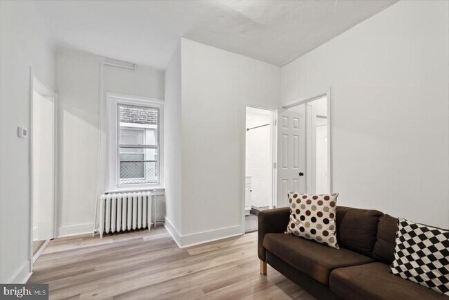 Building Photo - 3205 Winter St