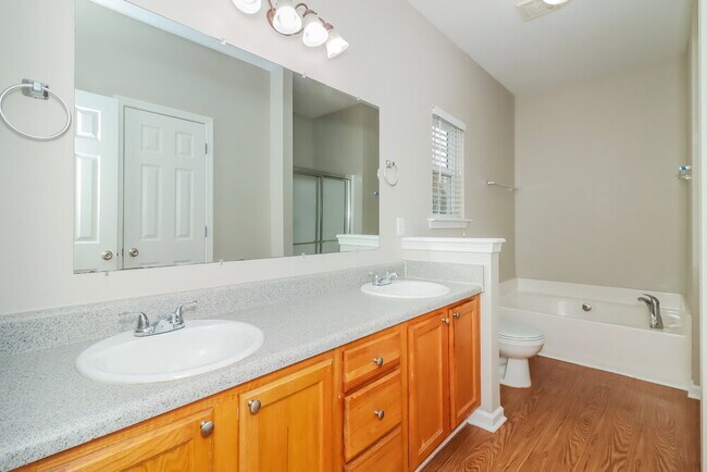 Building Photo - 4639 Liberty Square Dr