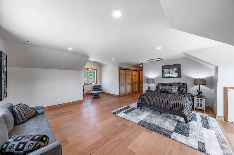 Building Photo - 151 silver peak