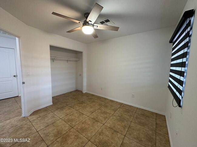 Building Photo - 2133 E Vera Cruz Vista