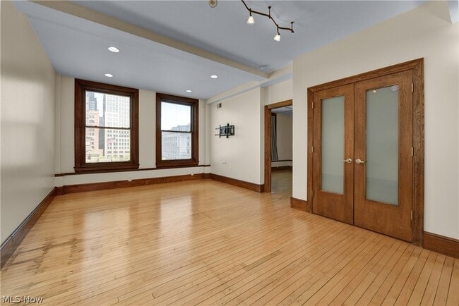 Building Photo - 140 Public Square
