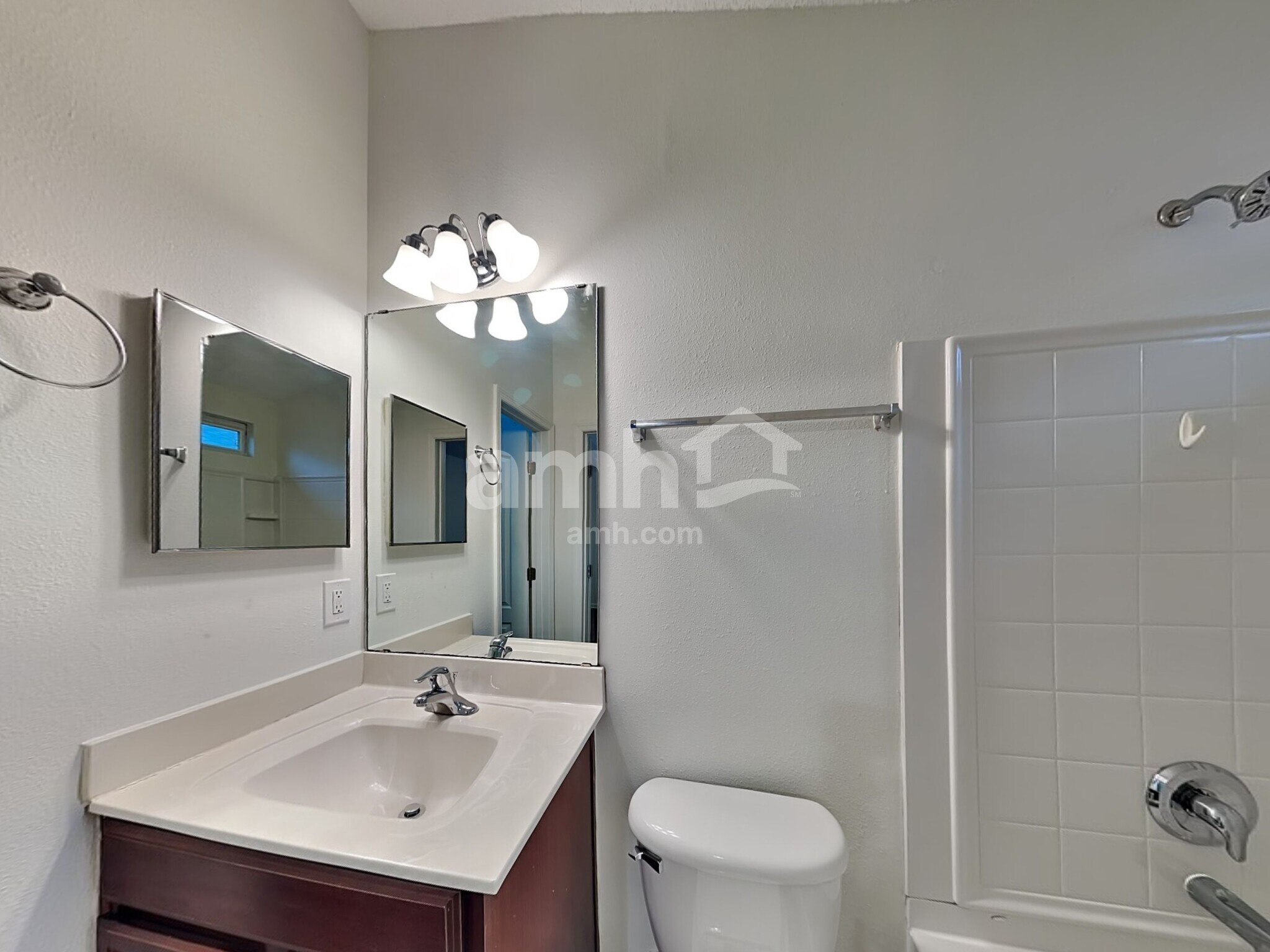 Building Photo - 867 Bonaparte Landing Blvd