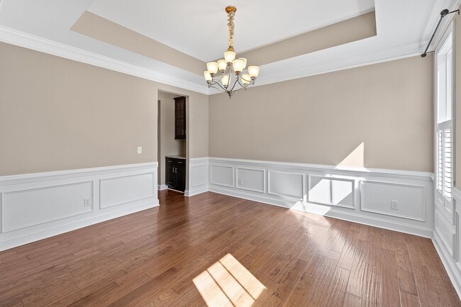 Building Photo - 4 Bedroom Home with Finished Flex Space Ab...