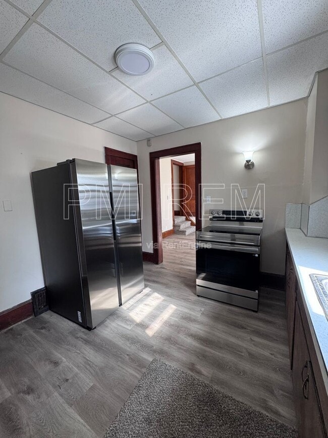 Building Photo - 1023 Harrison Ave SW