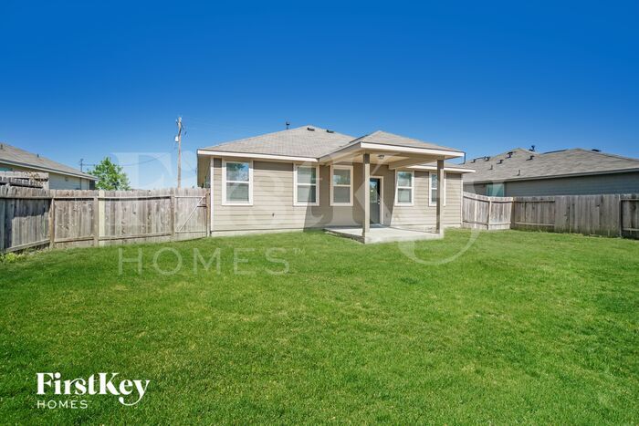 Building Photo - 1625 Rd 5102