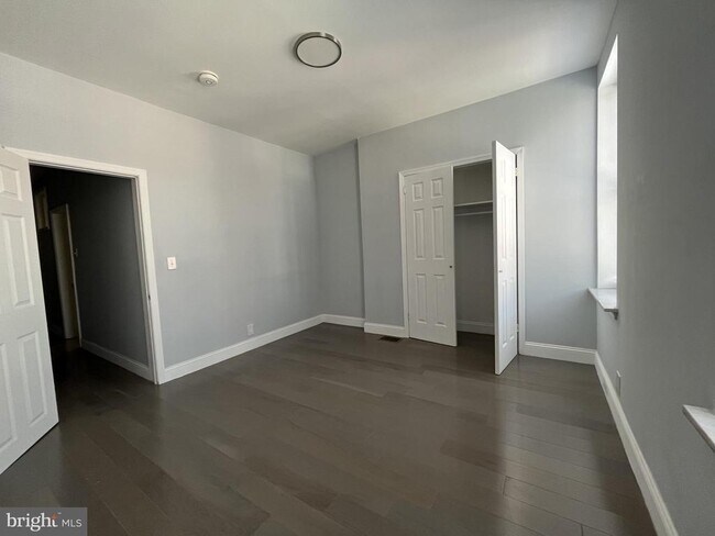 Building Photo - 1522 McKean St