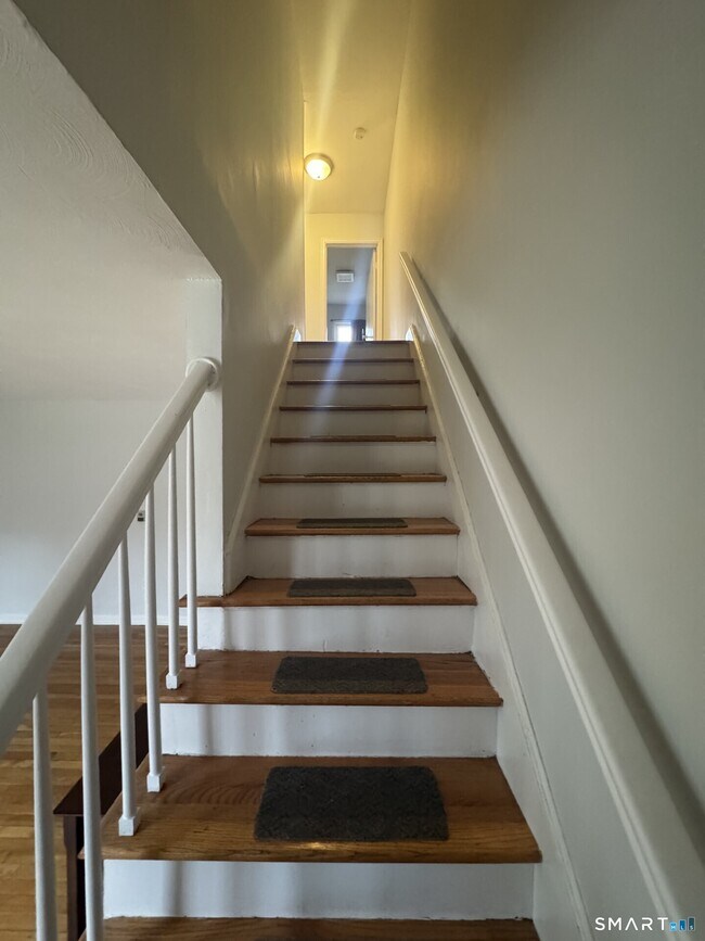 Building Photo - 191 Prospect St