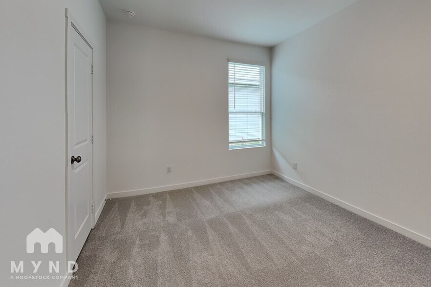 Building Photo - 10559 Ysasmendi Rdg