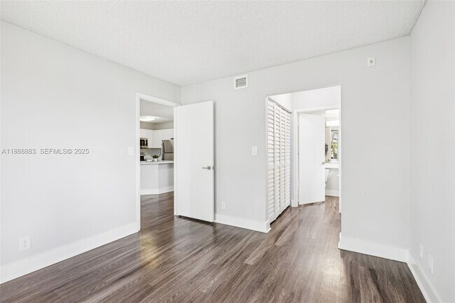 Building Photo - 4303 W Atlantic Blvd