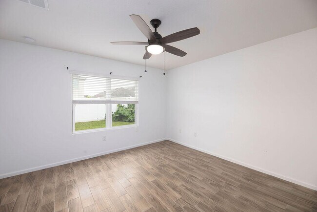 Building Photo - 11434 SW Patterson St