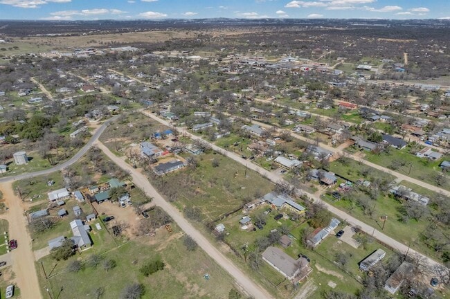 Building Photo - 1418 Kingshill Dr