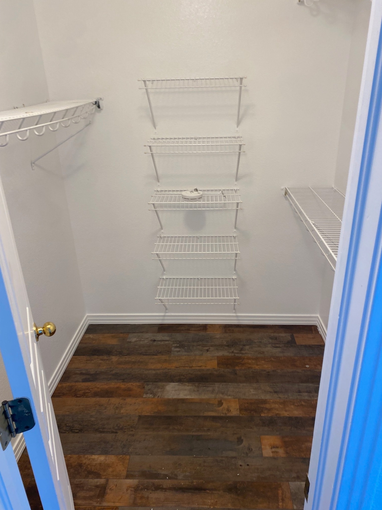 Building Photo - 627 S Depew St