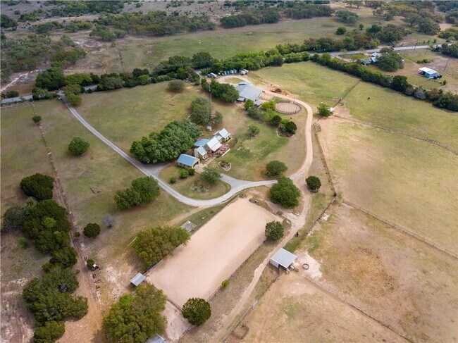 Building Photo - 15000 Fitzhugh Rd