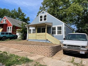 Building Photo - 1612 Chelsea Ave