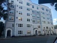 Building Photo - 304 E South St