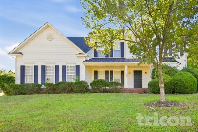 Building Photo - 1002 Hollingdale Ct