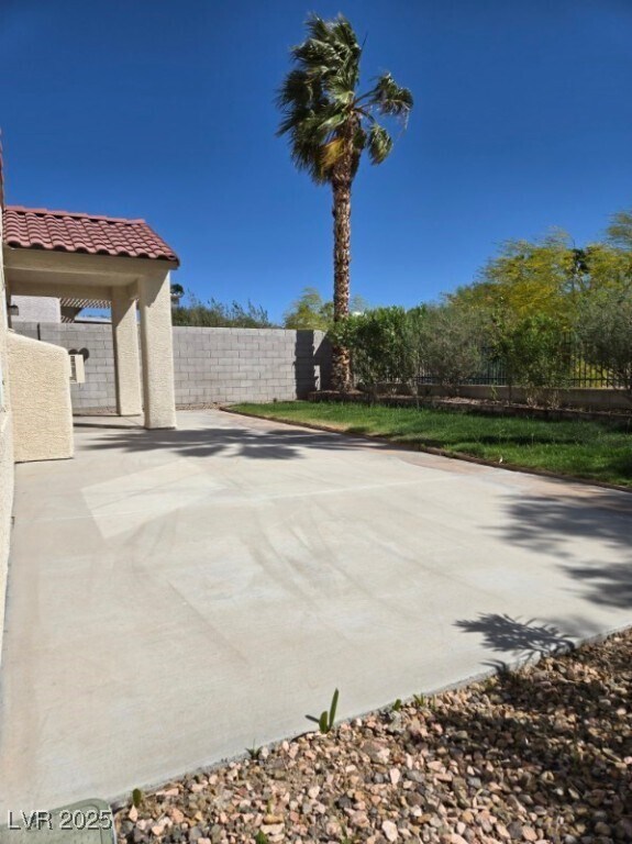 Building Photo - 3031 Panorama Ridge Dr