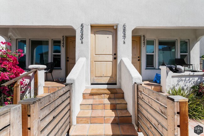 Building Photo - 5847 1/2 Ernest Ave-