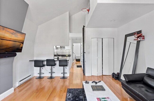 Building Photo - 208 Washington Ave