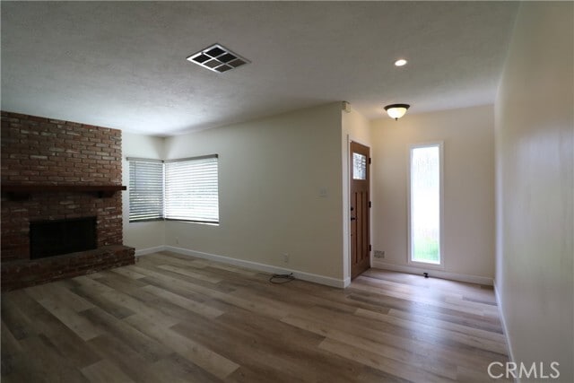Building Photo - 3217 W Clark Ave
