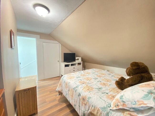 Building Photo - 1 Milton St