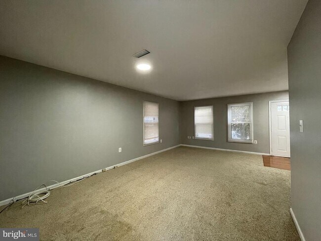 Building Photo - 14262 Heritage Crossing Ln