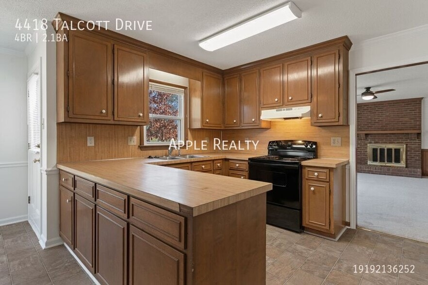 Building Photo - 4418 Talcott Dr