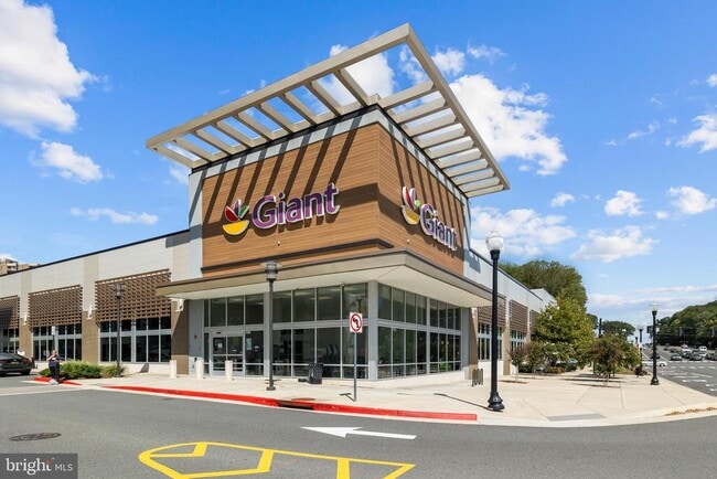 Building Photo - 9459 Fairfax Blvd