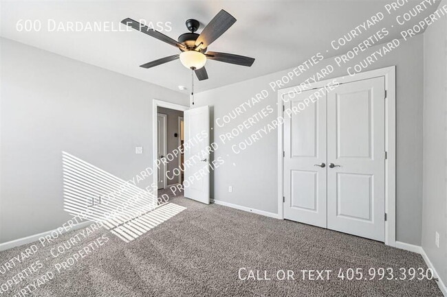 Building Photo - 600 Dardanelle Pass