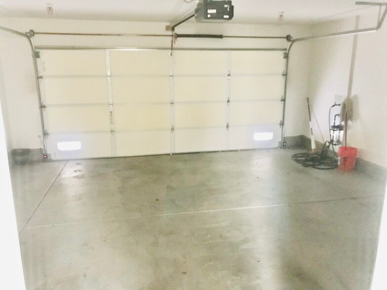 Building Photo - 2860 Escala Cir