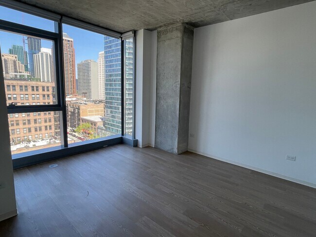 Building Photo - 1405 S Wabash Ave