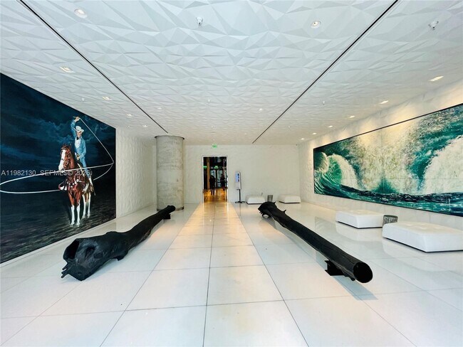 Building Photo - 1300 S Miami Ave