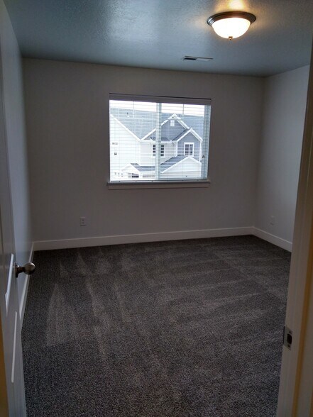 Building Photo - 14576 S Quiet Shade Drive